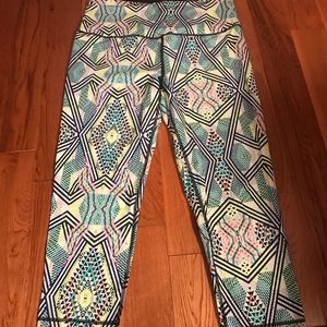 Knockout high rise capris work out pants